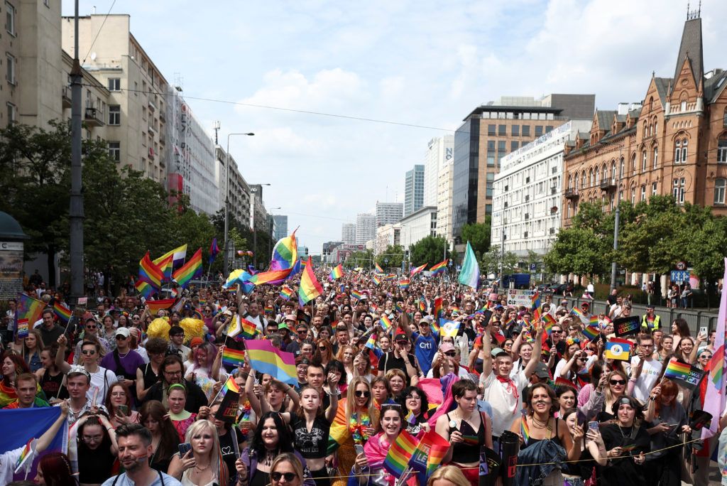 U.S. ambassador marches in Warsaw Pride parade as conservative government pushes anti-LGBTQ+ stance