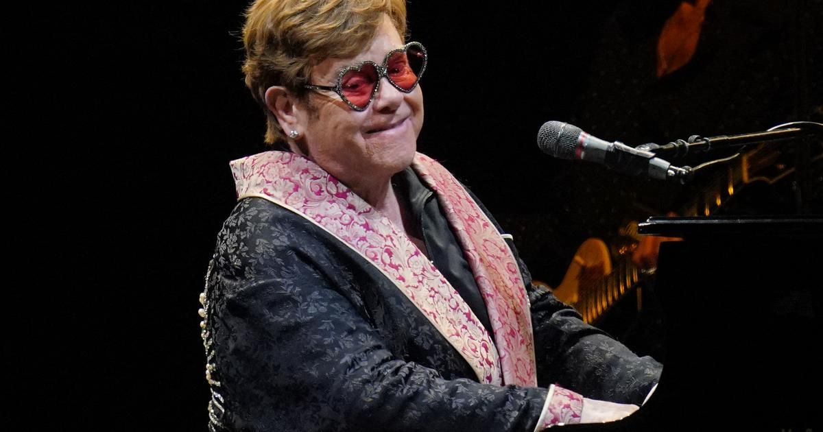 Elton John témoigne au procès de Kevin Spacey à Londres