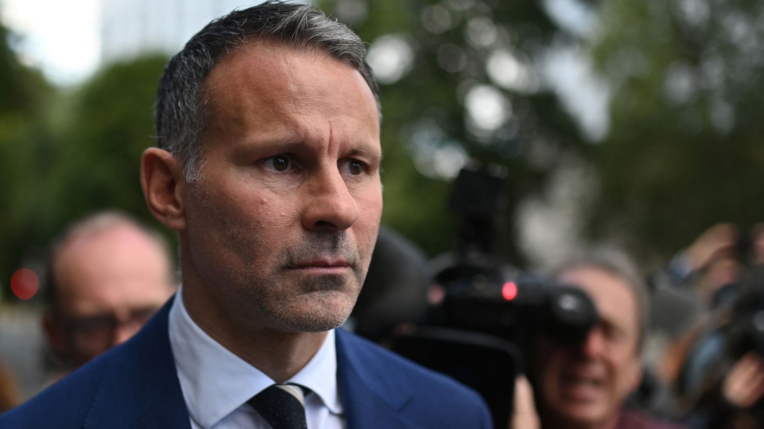 Football : la justice britannique abandonne les poursuites pour violences conjugales contre Ryan Giggs, ancien joueur de Manchester United