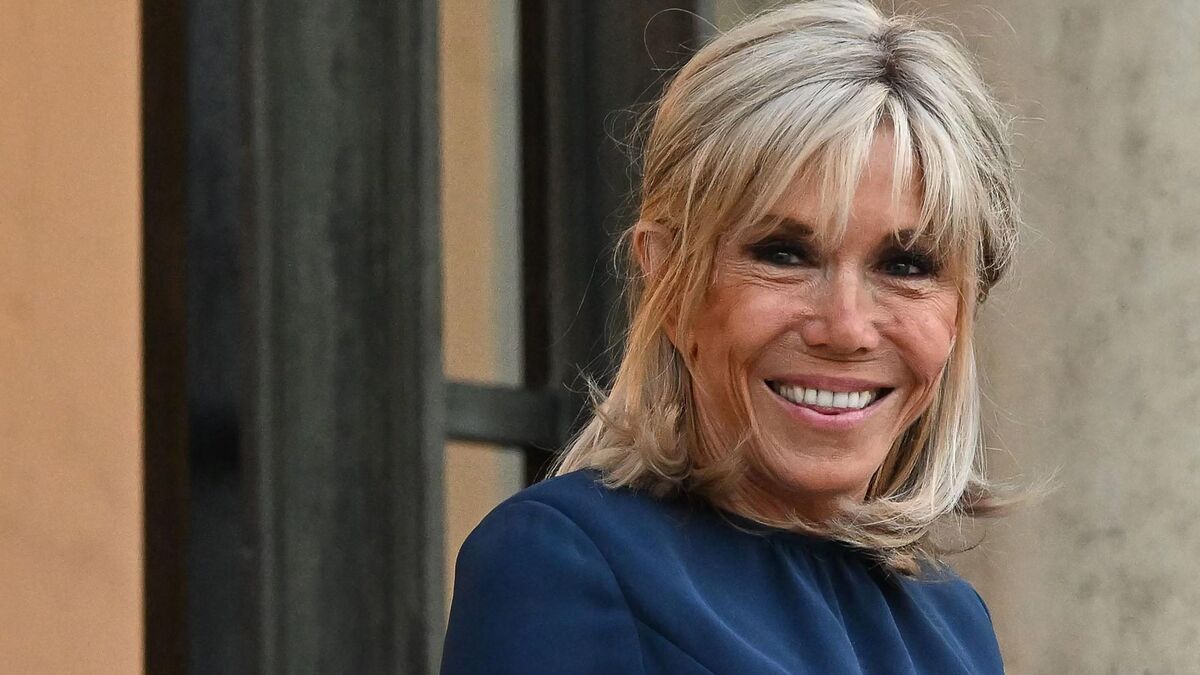 Combien a coûté Brigitte Macron au budget de l’Élysée en 2022 ?