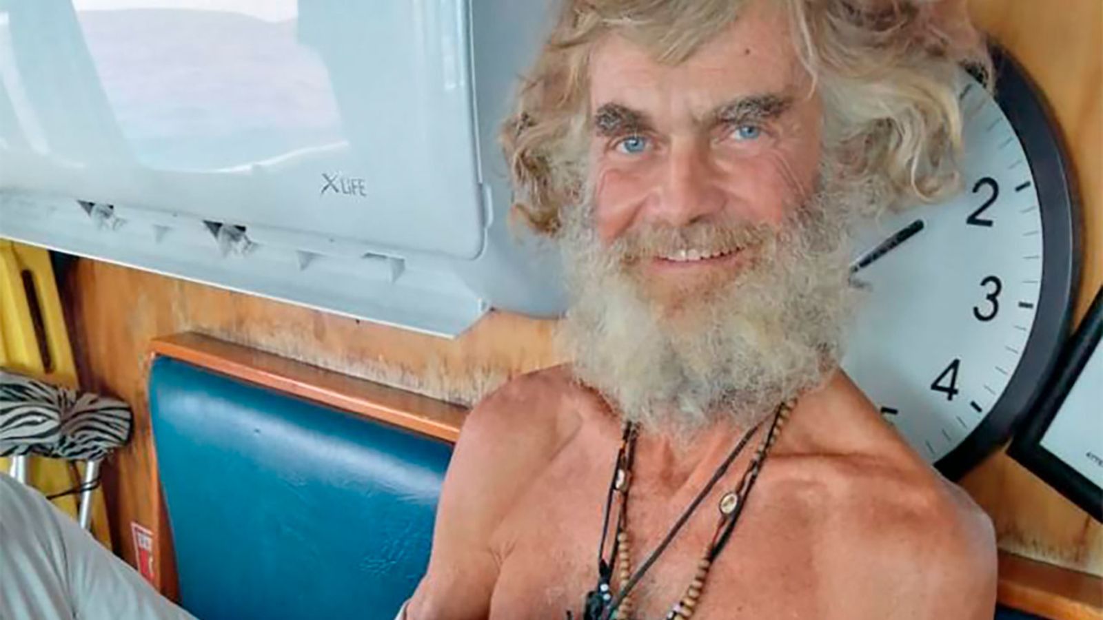 Australian man and his dog rescued by Mexican tuna boat after drifting 3 months in the Pacific Ocean