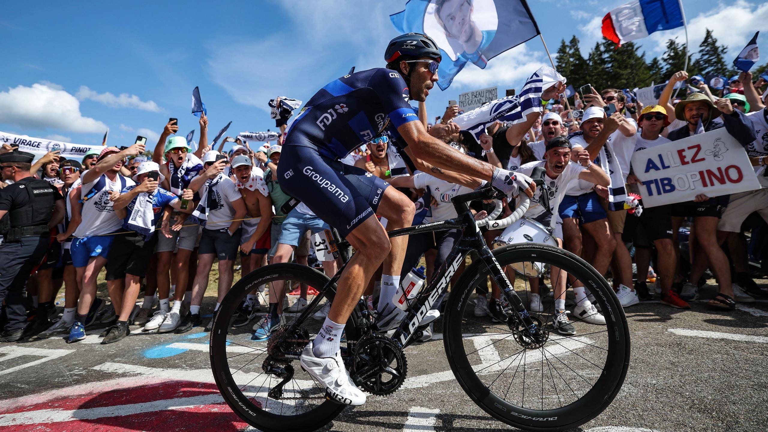 Thibaut Pinot à Eurosport : "Ma popularité, c'est une de mes plus belles victoires"