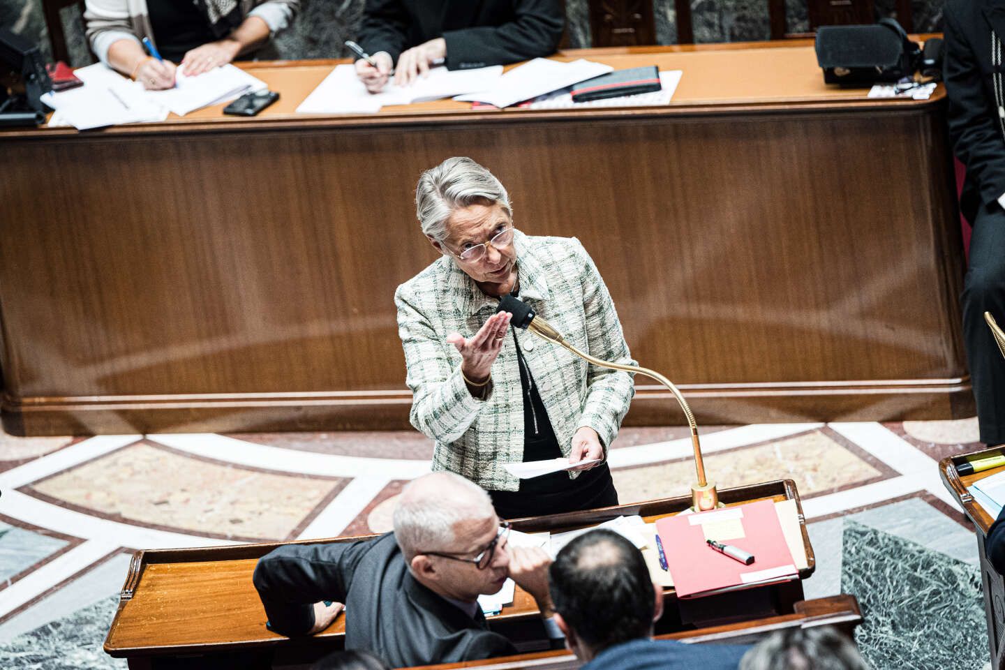 Elisabeth Borne déclenche le 49.3 sur le budget et coupe court aux débats à l’Assemblée nationale