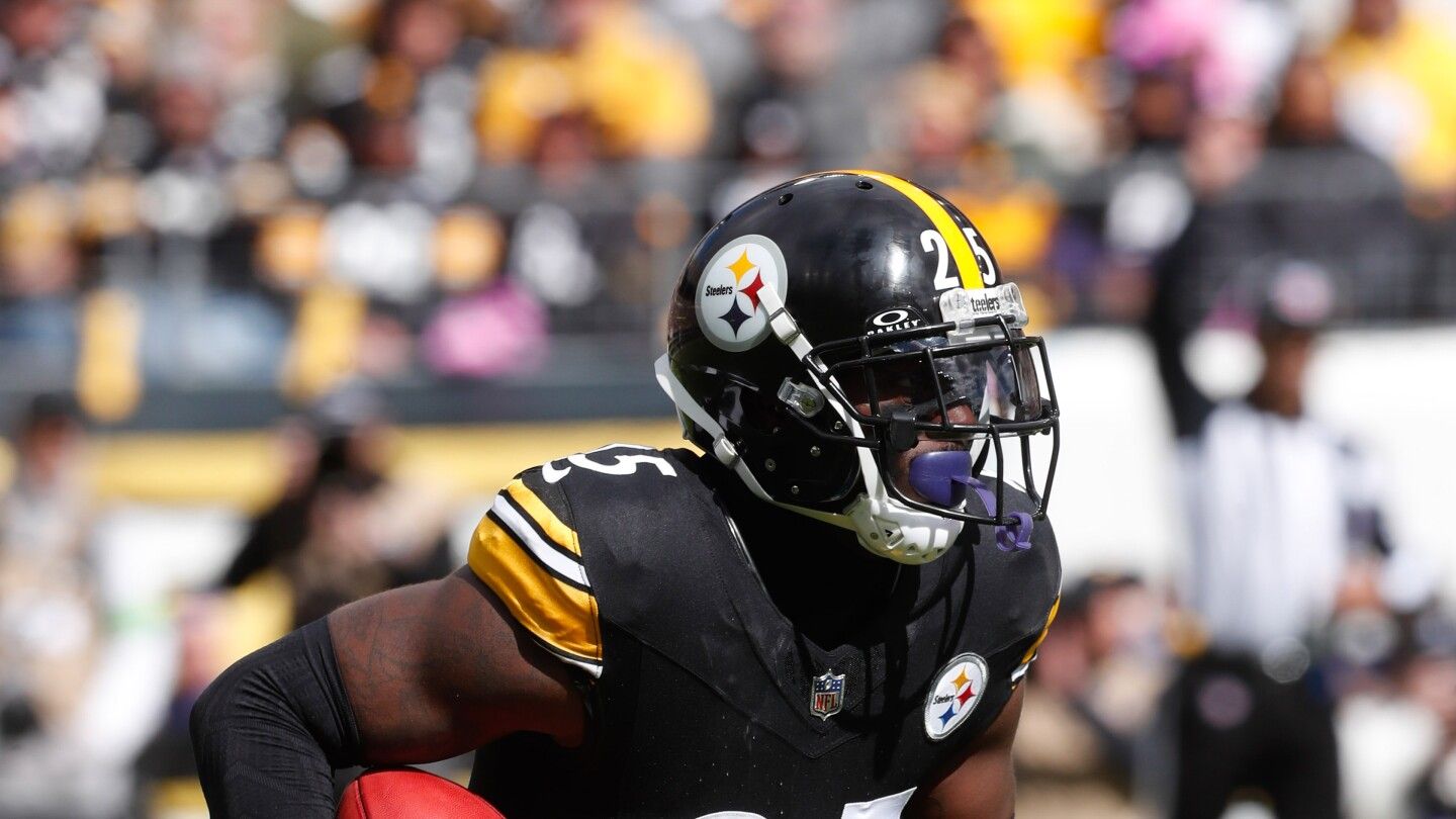 Steelers release Desmond King