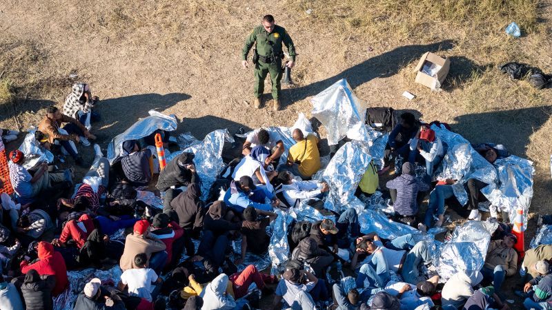 GOP Gov. Abbott signs border bill that makes entering Texas illegally a state crime