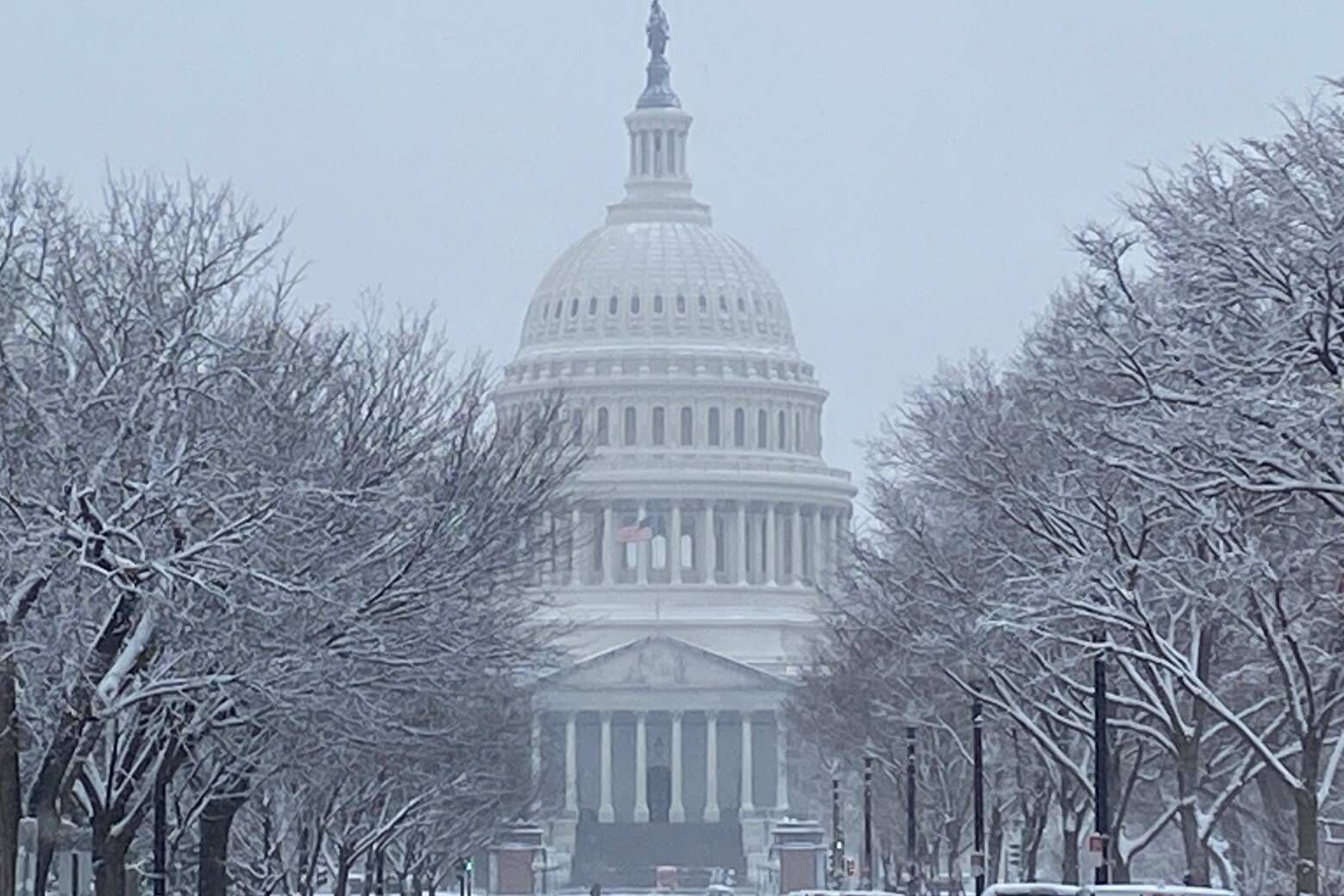 Expect periods of ‘heavy’ snow Sunday with freezing conditions overnight