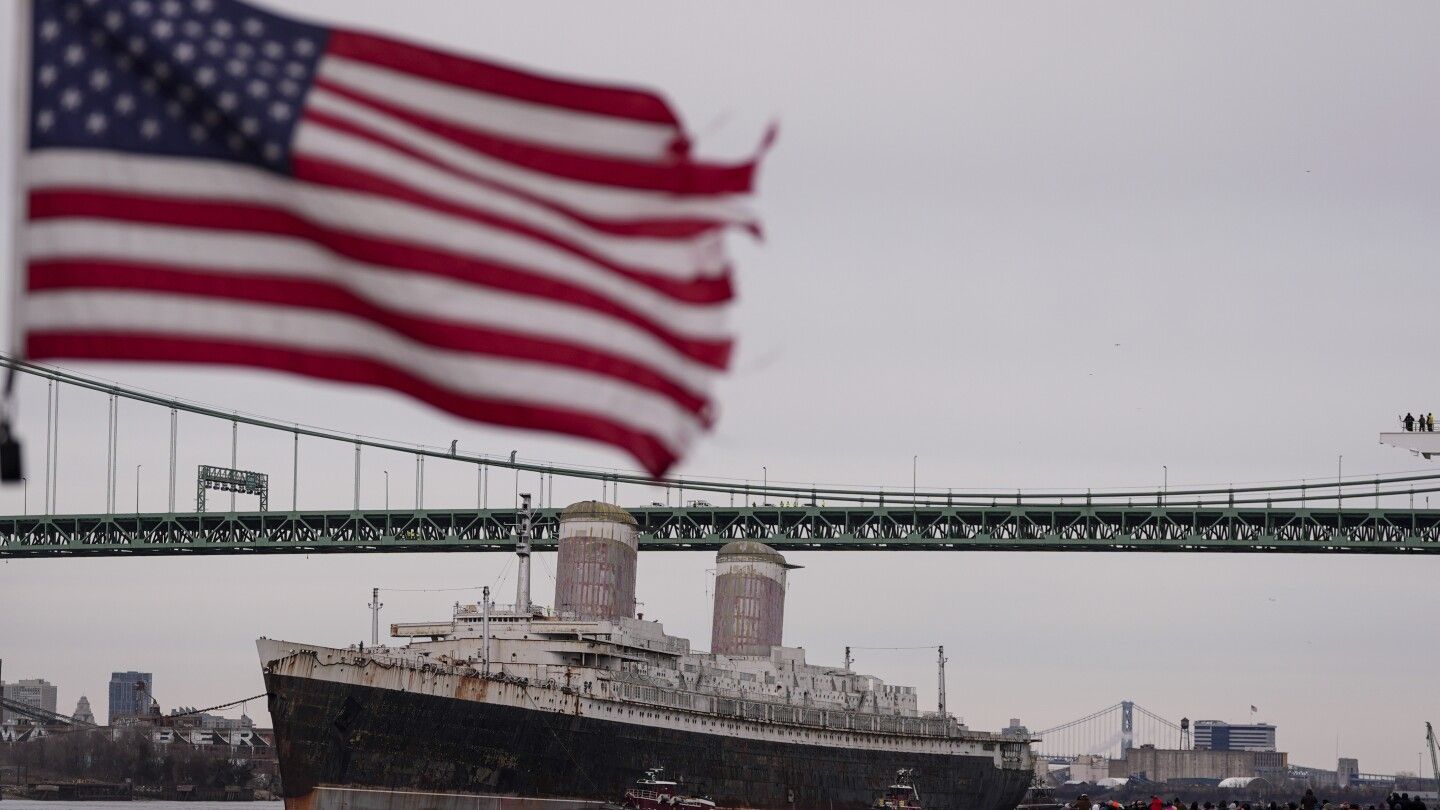 SS United States begins journey to become world's largest artificial reef