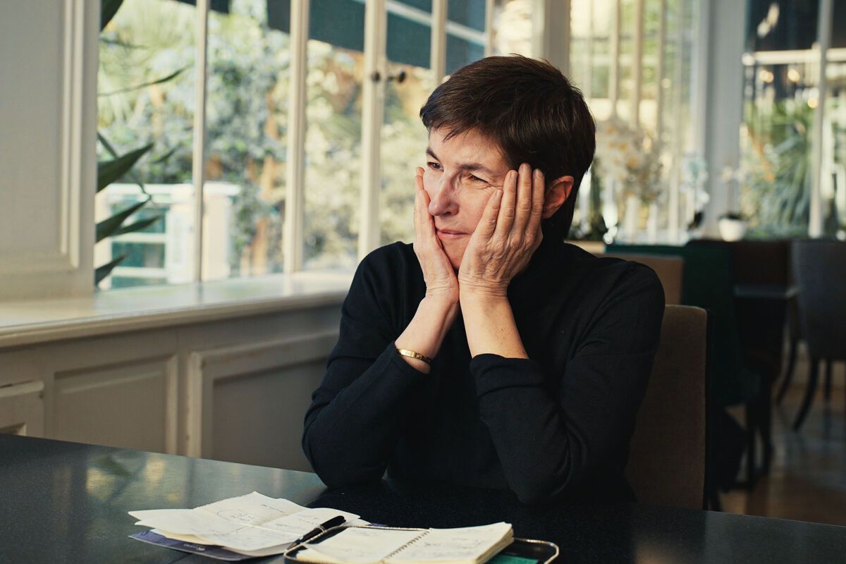 “Une famille”, de Christine Angot : réflexion intense et poignante sur le tabou du viol