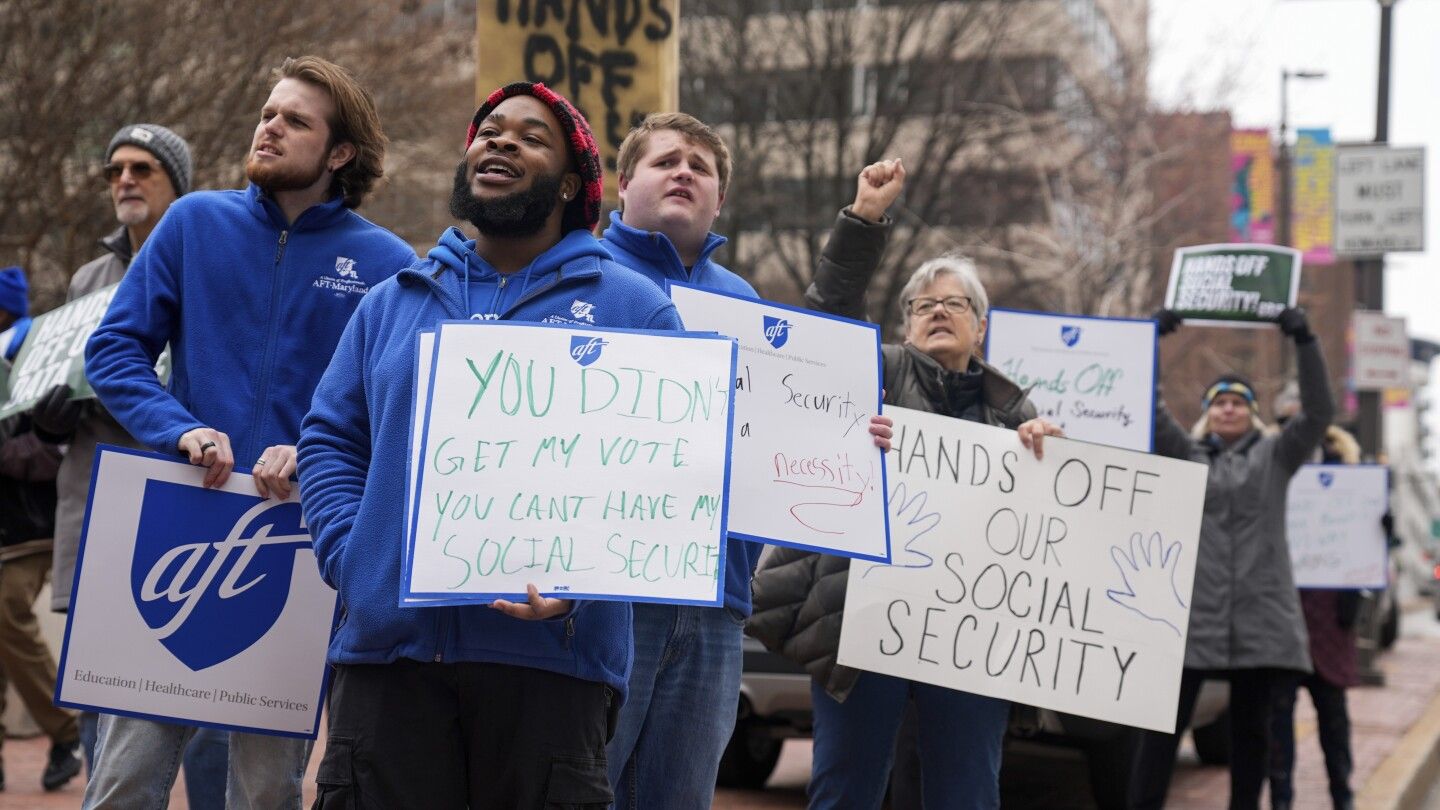 Changes to Social Security identity checks raise ire of retirees