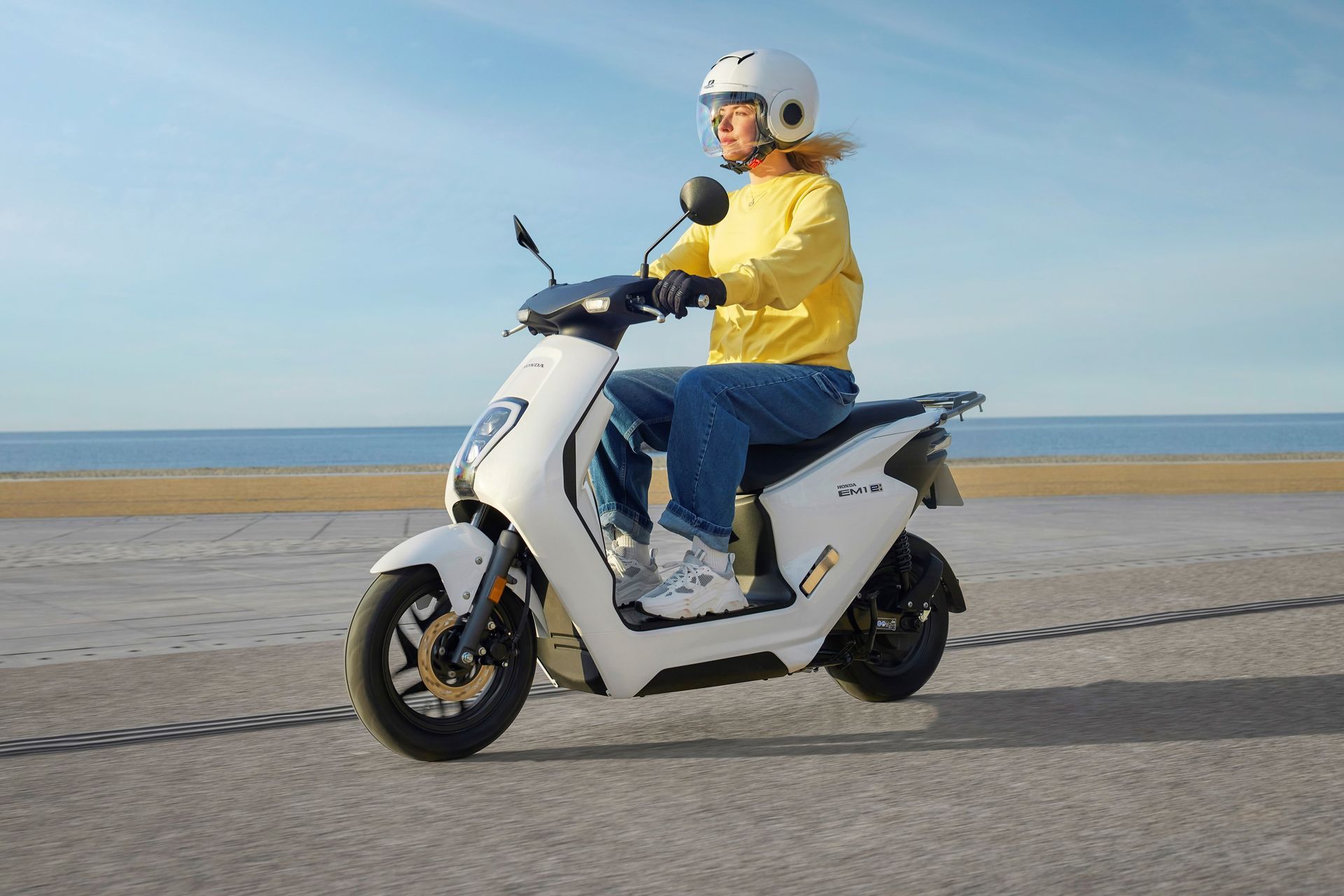 Honda EM1 e: - le scooter électrique sans permis en détail