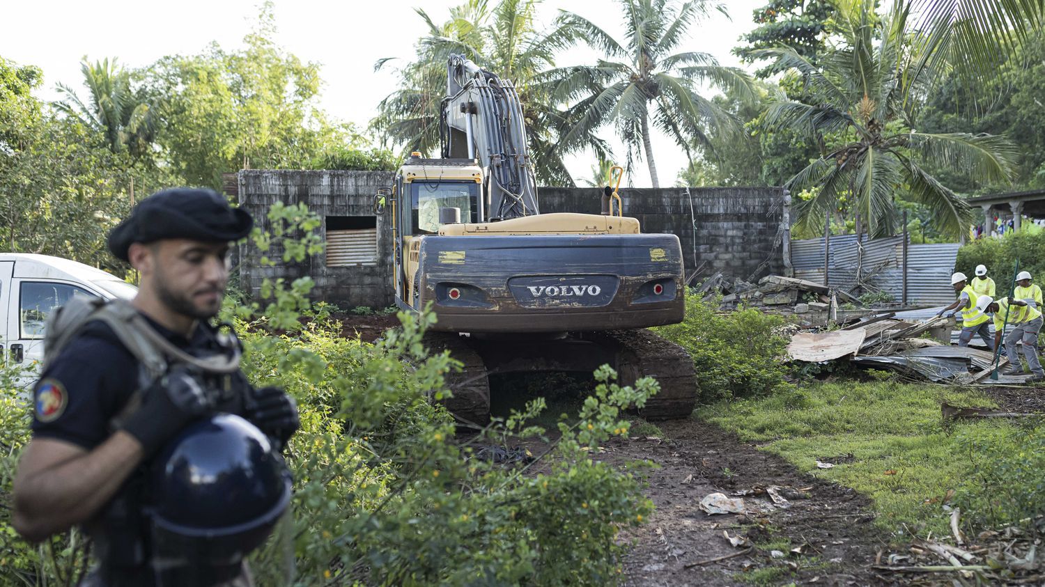 Opération Wuambushu : l'Etat confirme vouloir détruire 1 000 logements insalubres à Mayotte