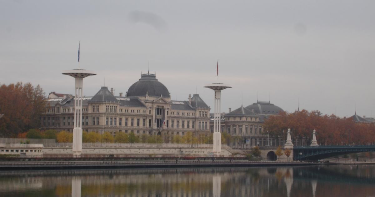 Lyon : un piéton mortellement fauché par un policier stagiaire hors service sur les quais de Rhône