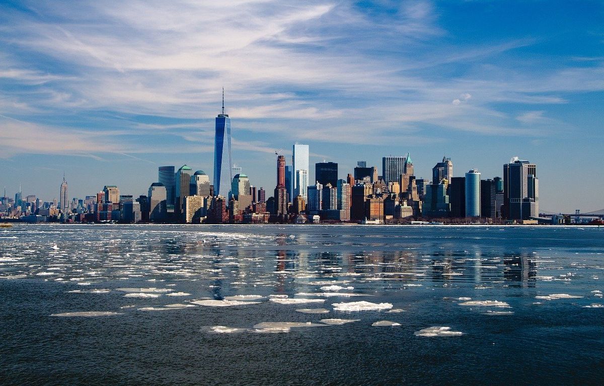 New York s'affaisse chaque jour un plus à cause du poids de ses gratte-ciels