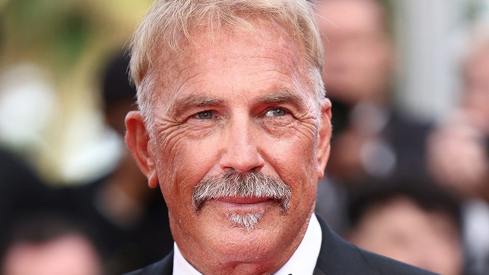 Kevin Costner Earns Cannes Standing Ovation for 'Horizon'