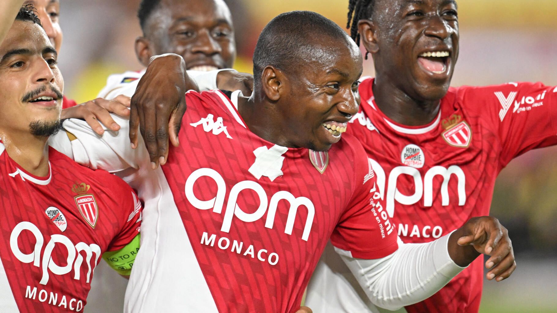 Homophobie : Mohamed Camara de Monaco a caché les patchs de la LFP sur son maillot