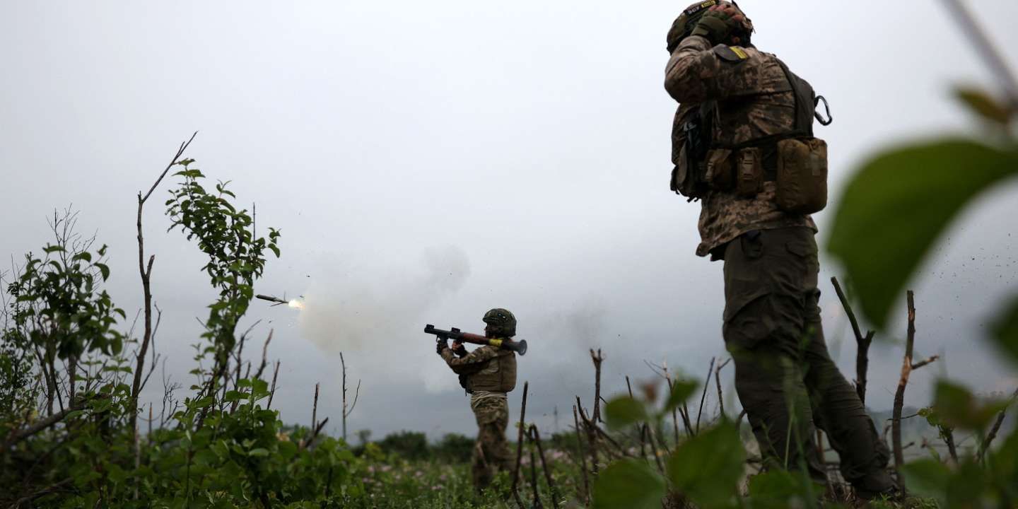 Guerre en Ukraine, en direct : l’armée russe se renforce autour de Zaporijia et de Bakhmout, selon le ministère de la défense britannique