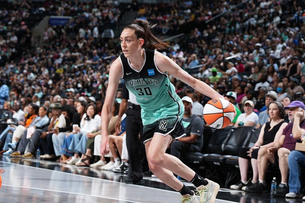 Breanna Stewart pours in another historic performance vs. Mercury