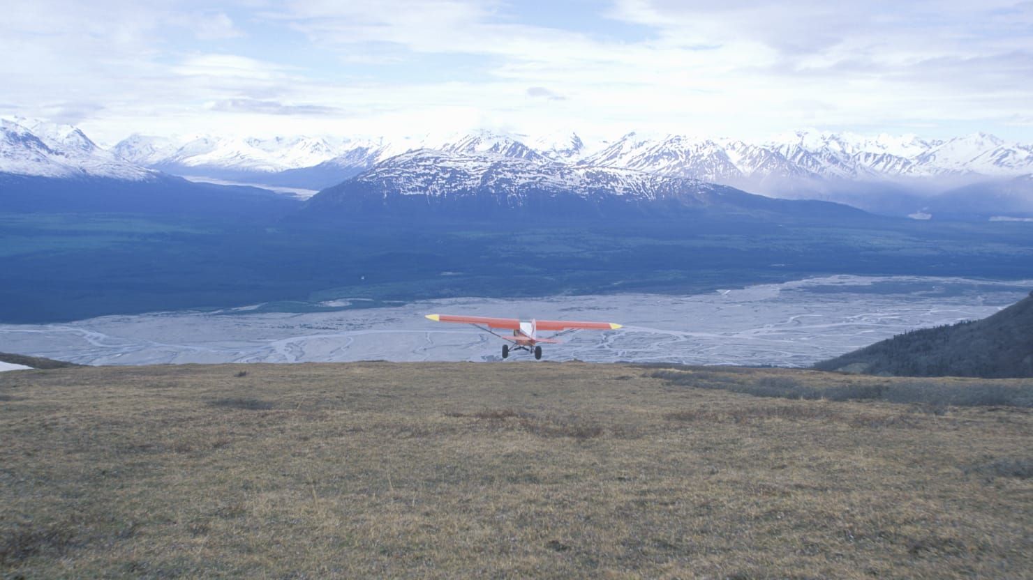 ‘Flying Wild Alaska’ Pilot Jim Tweto Gets Father’s Day Tribute After Plane Crash Death