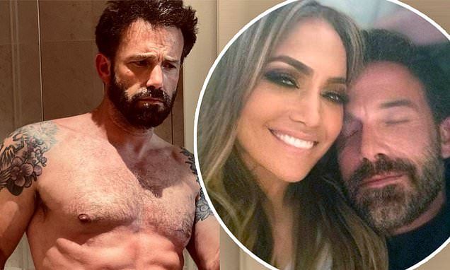 'Daddy appreciation post!': Jennifer Lopez shares shirtless selfie of Ben Affleck on Father's Day