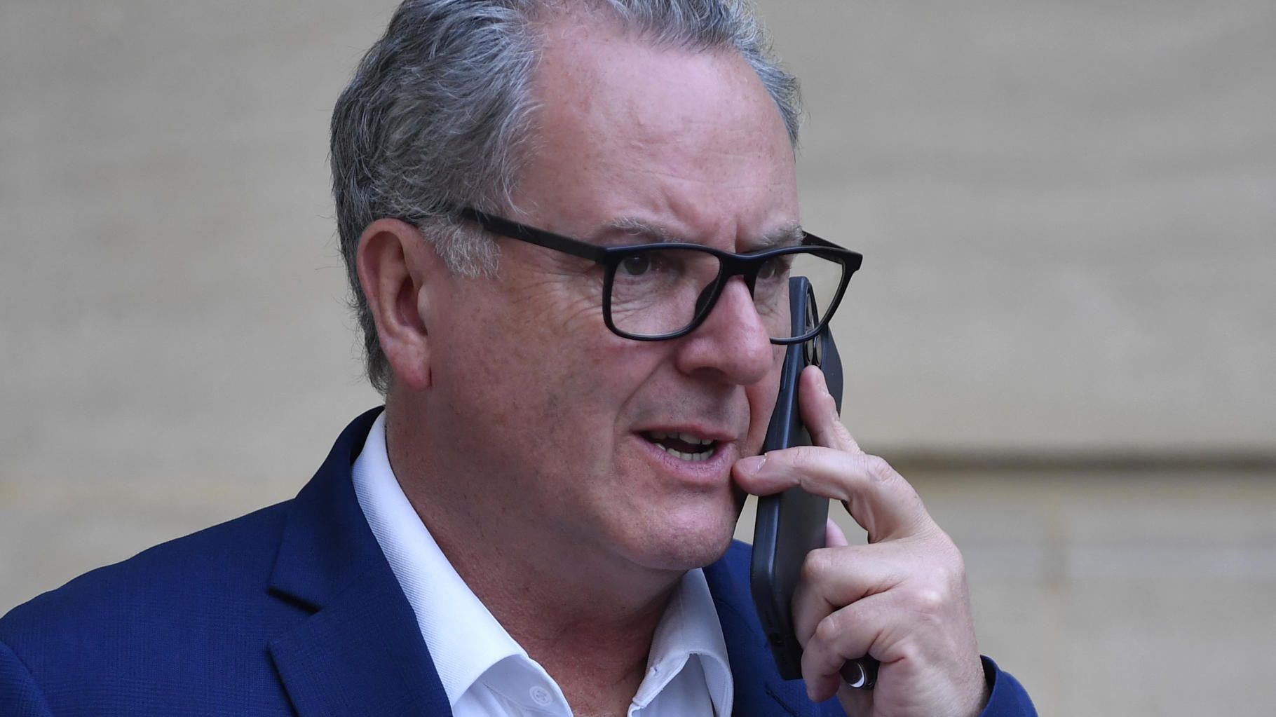 Richard Ferrand revient sur ses propos sur la " limitation du mandat présidentiel "