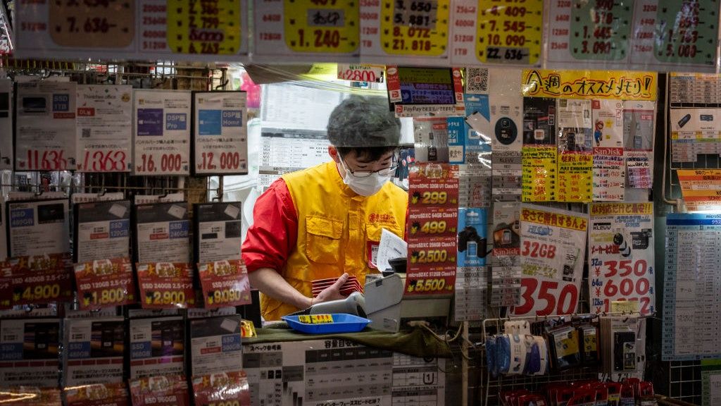 長輩去日本旅行被屈錢？內行人揭商店潛規則 招牌有呢行字要留神