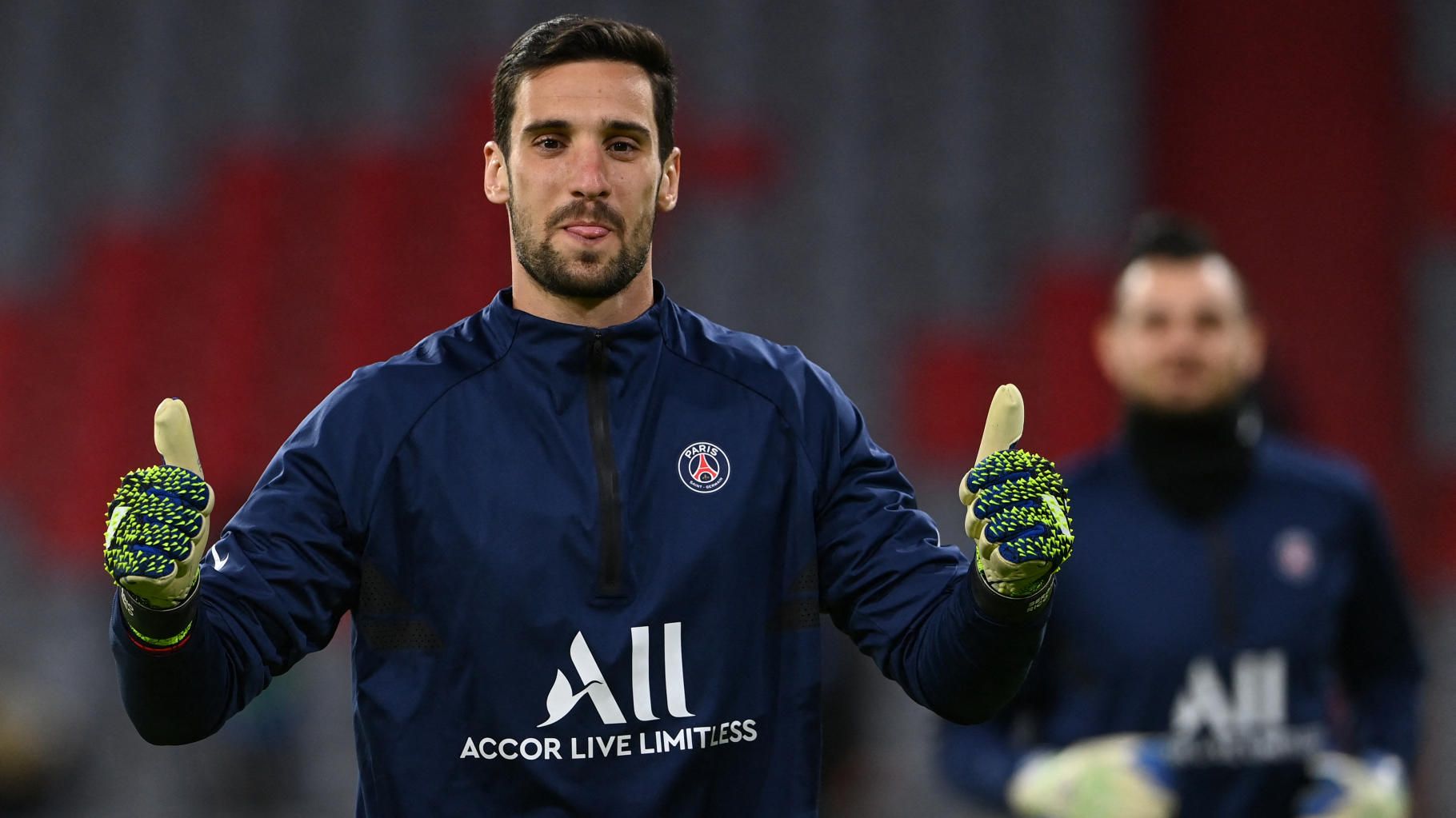 Sergio Rico est sorti du coma, annonce sa femme Alba Silva