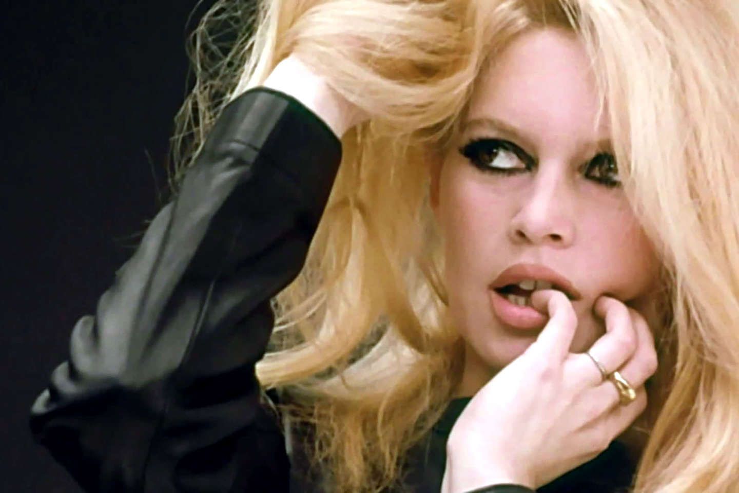 " Brigitte Bardot. L’insoumise ", sur Canal+ Docs : Mireille Dumas réussit le portrait intime d’un mythe, tout en paradoxes