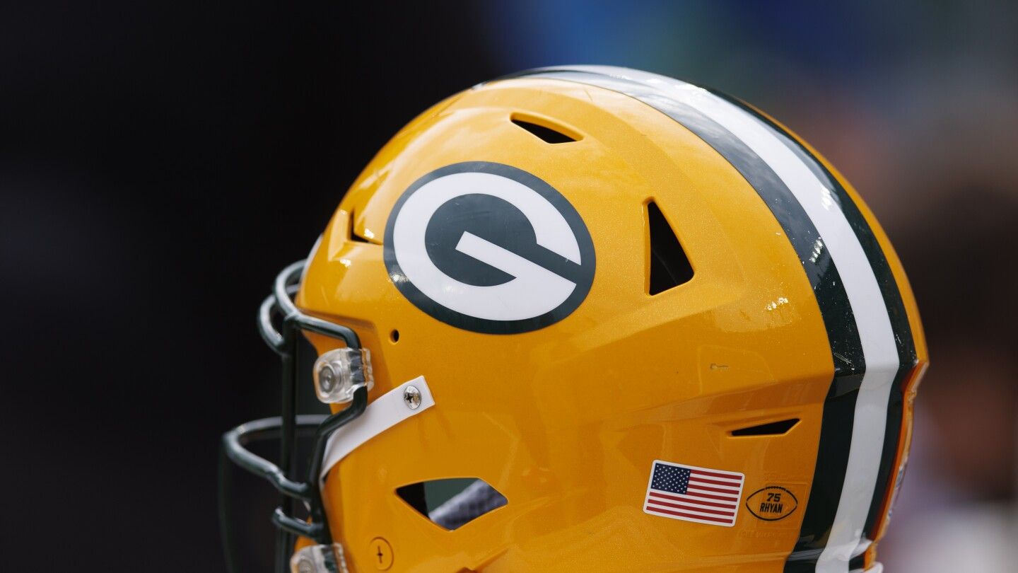 Packers waive K Jack Podlesny