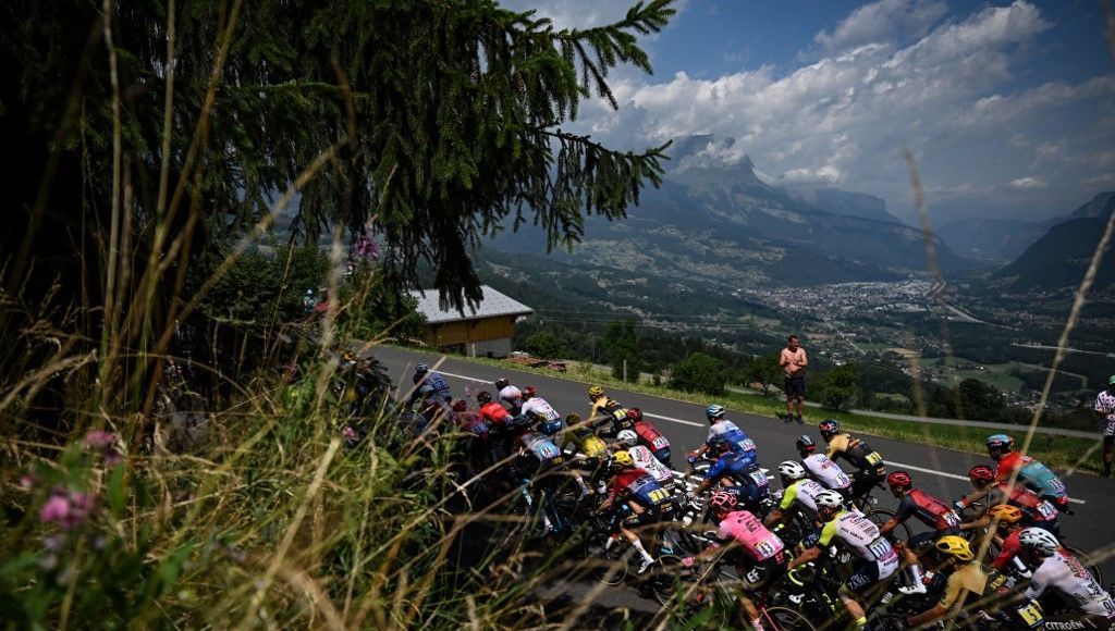 DIRECT - Tour de France 2023 : suivez la 17e étape entre Saint-Gervais Mont Blanc et Courchevel