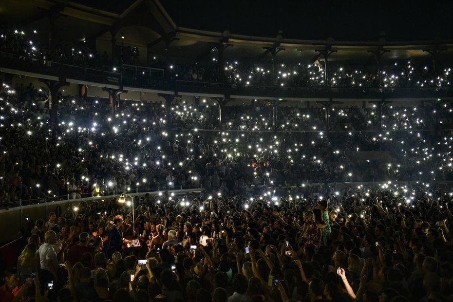 Fiasco au concert de M. aux arènes de Bayonne : trop de billets vendus et des centaines de spectateurs refoulés