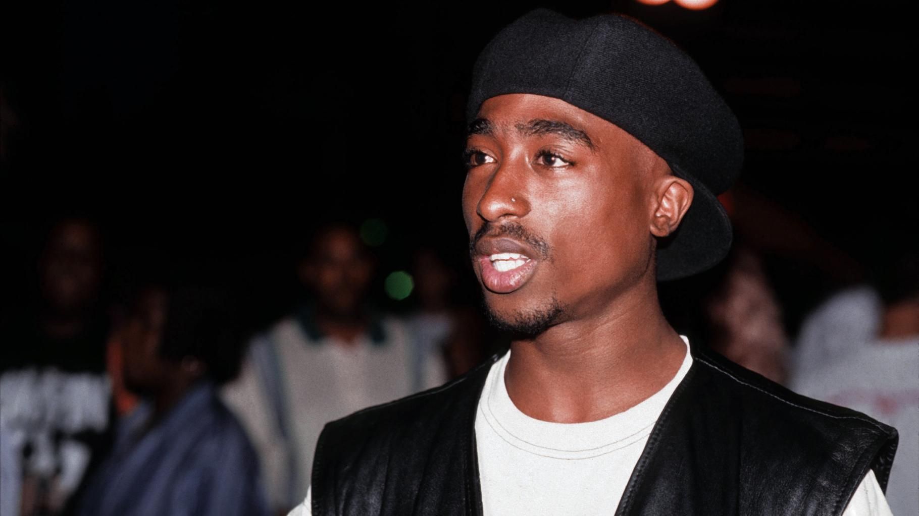 Tupac : près de 30 ans après sa mort, les enquêteurs perquisitionnent une maison près de Las Vegas