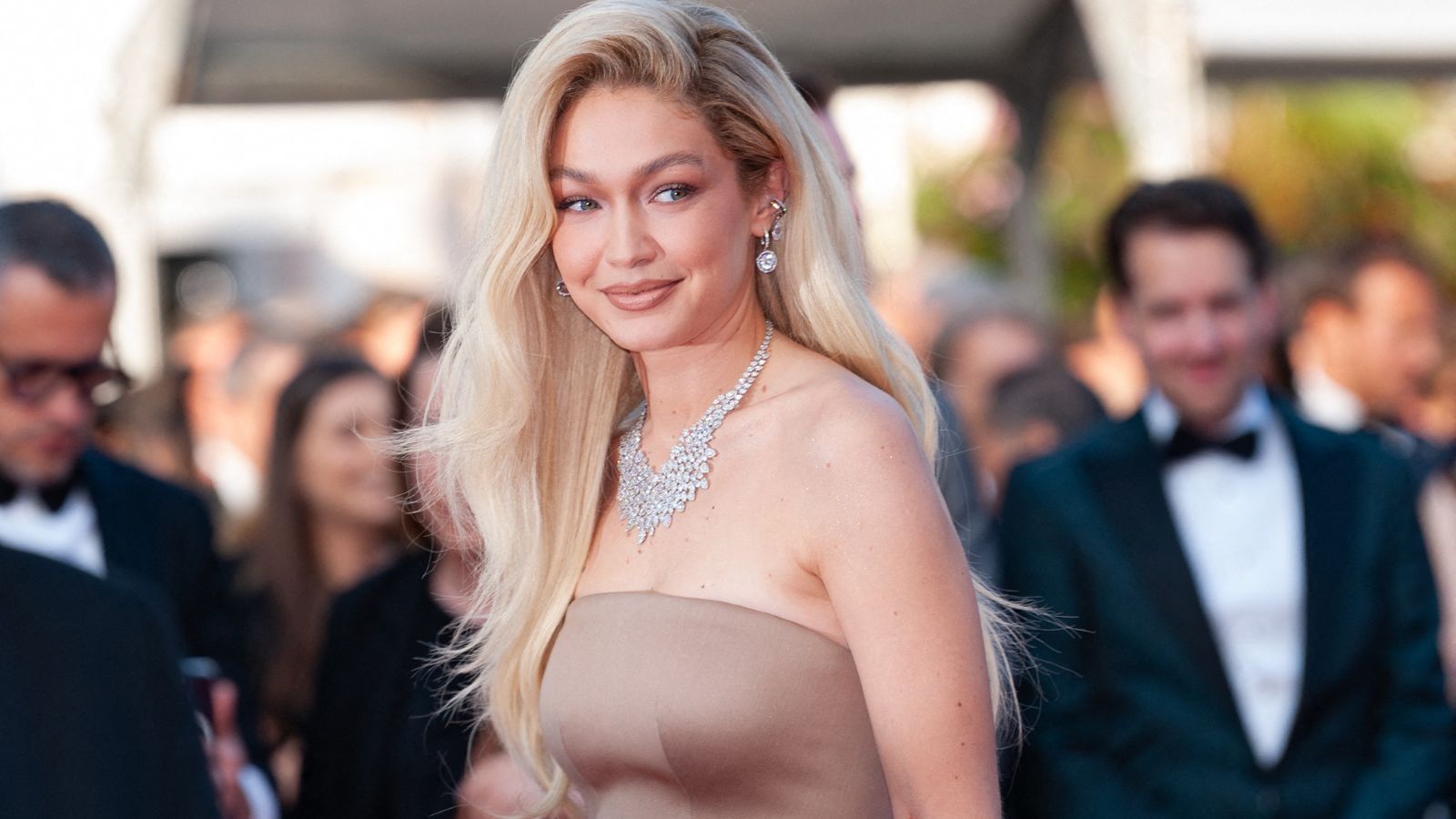 Gigi Hadid, arrêtée et incarcérée pour possession de drogue, voici ce qu'il s'est passé !