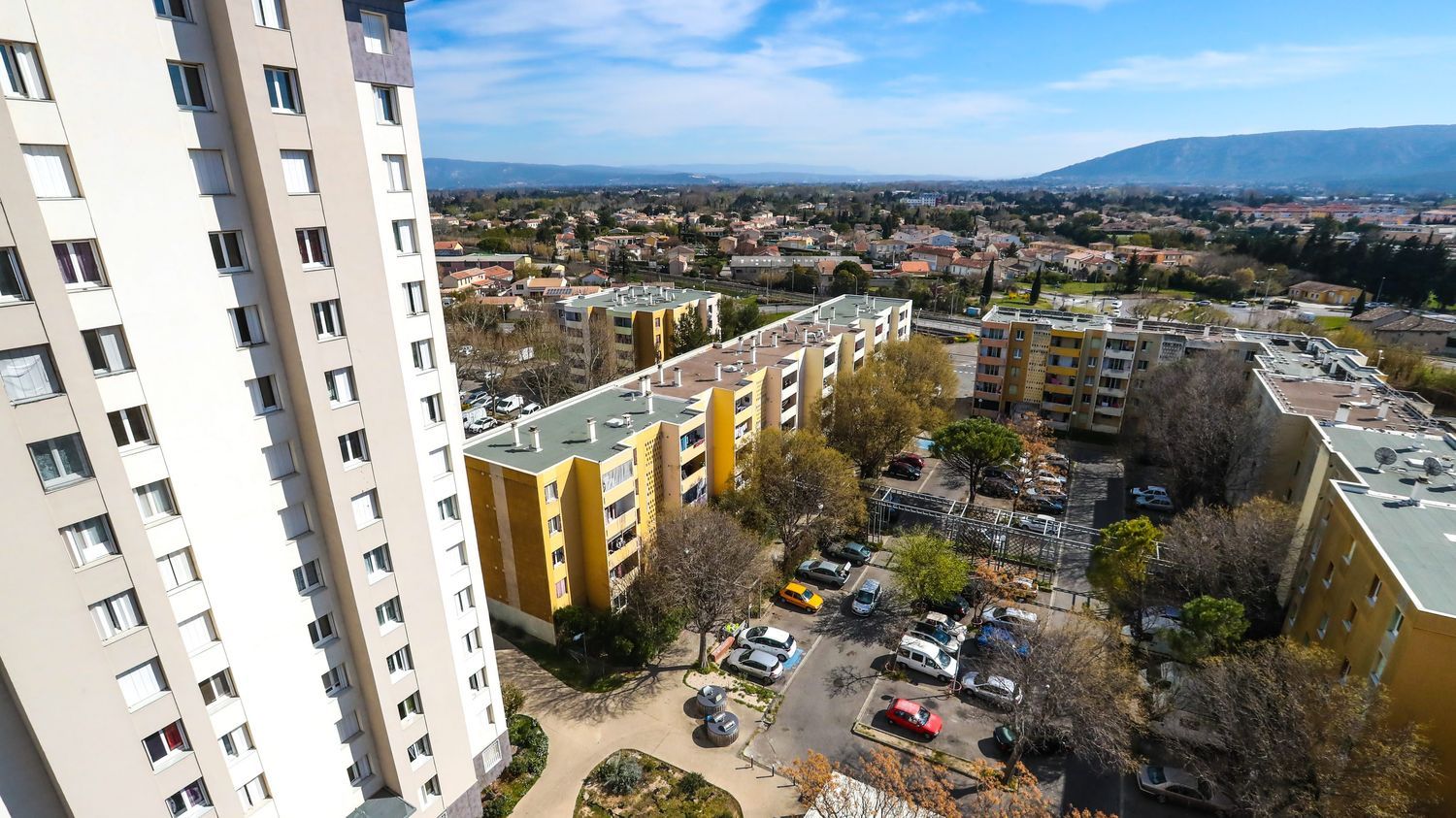 Vaucluse : le maire de Cavaillon porte plainte après l'organisation d'une fête foraine sauvage dans une cité le 14 juillet