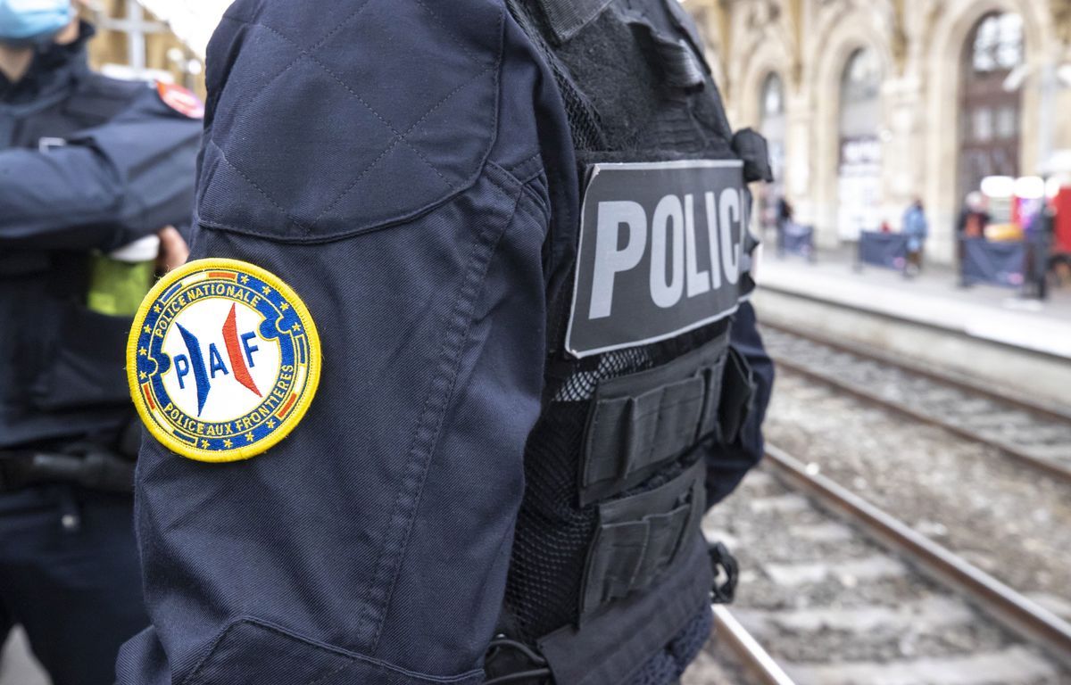 Lors d'un " simple contrôle aléatoire ", les policiers se retrouvent face à un membre de la mafia calabraise