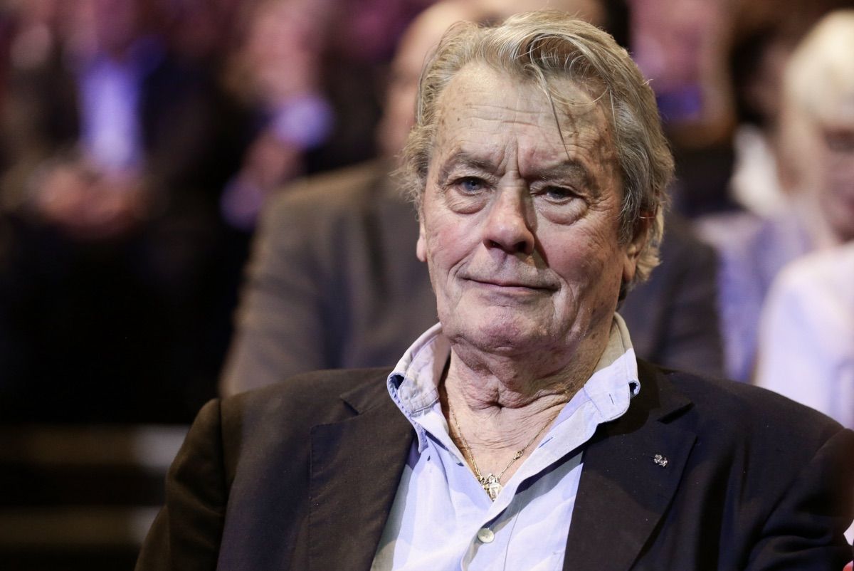 Mort d’Alain Delon : “ça ne se passe pas bien” pour son héritage, son testament contesté ?