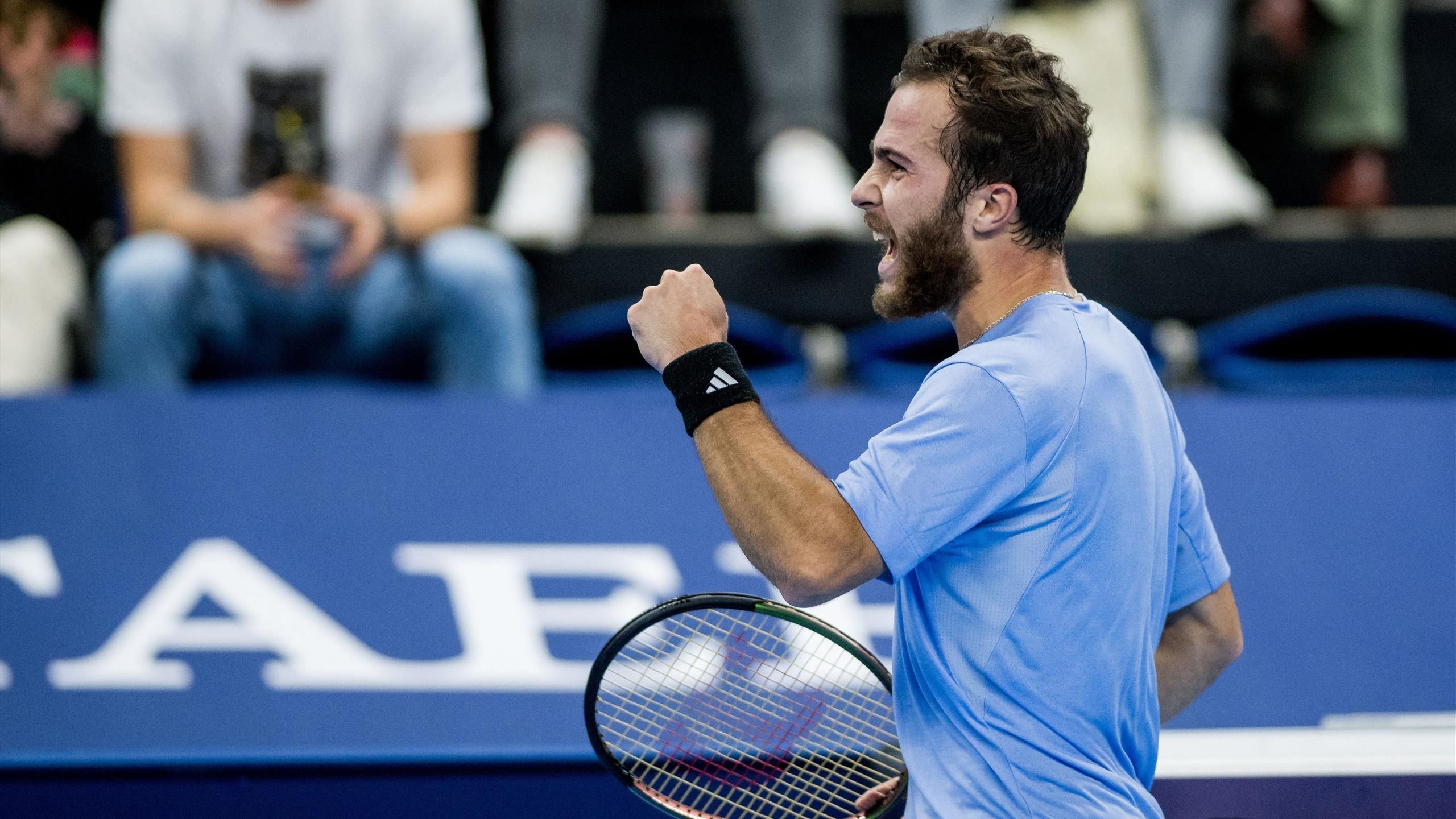 ATP Anvers : Hugo Gaston bat Jan-Lennard Struff (5-7, 7-6, 7-6) pour rallier les quarts, Tsitsipas tient son rang