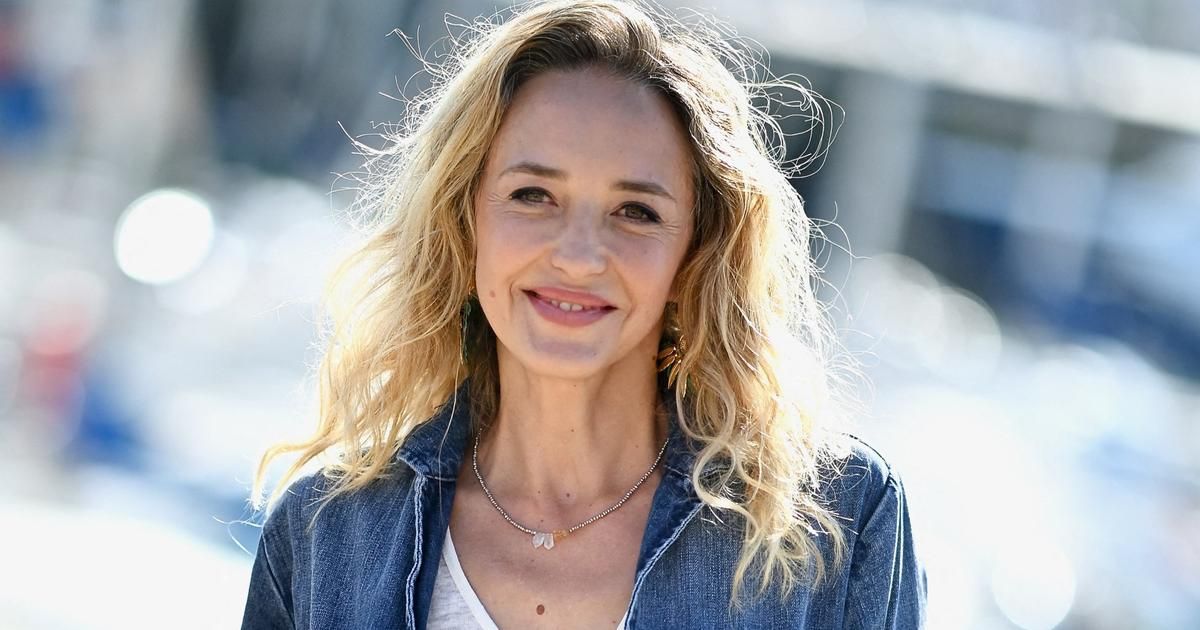 : Hélène de Fougerolles (Sam) ironise sur sa vie amoureuse