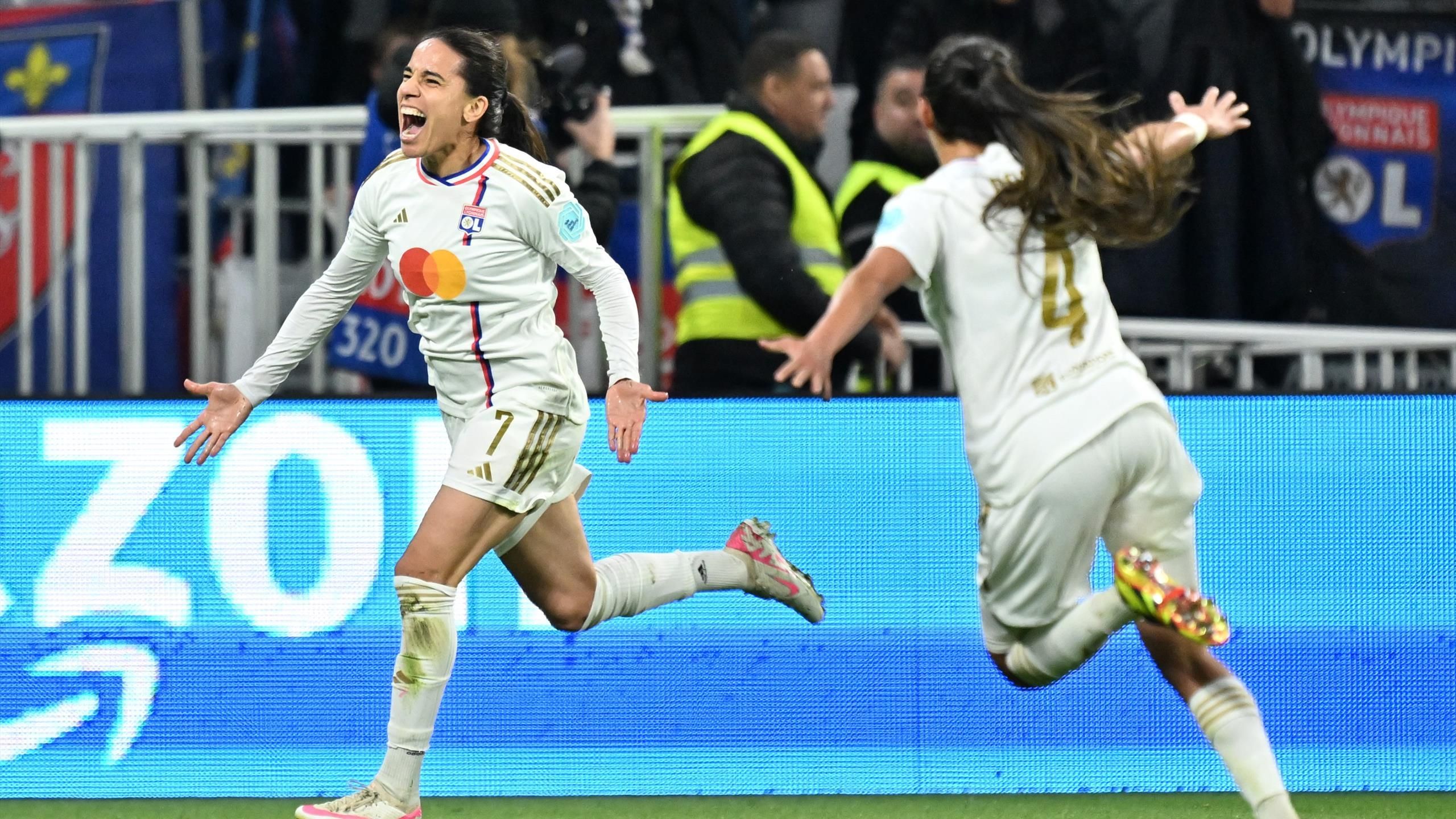 80e, 84e, 86e : Lyon renverse le PSG en six minutes en demi-finale aller