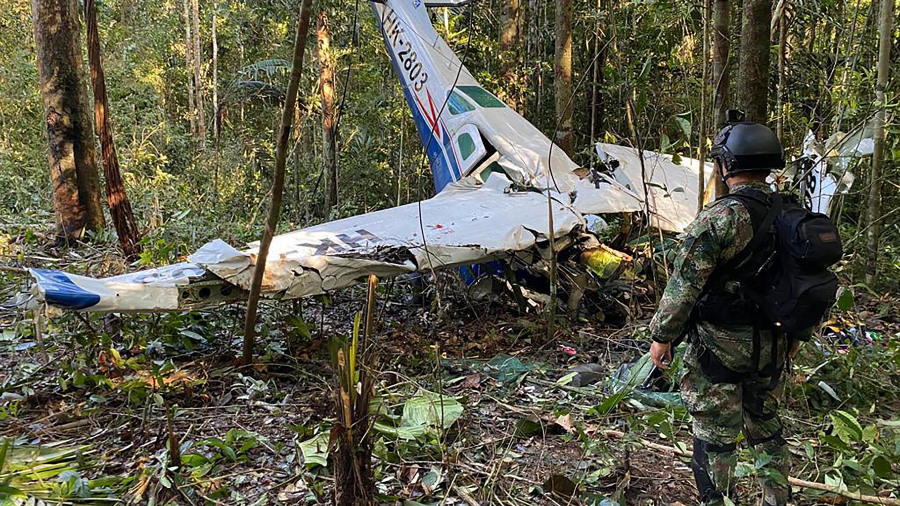 Crash de l’avion en Amazonie colombienne : ce que l’on sait des quatre enfants recherchés