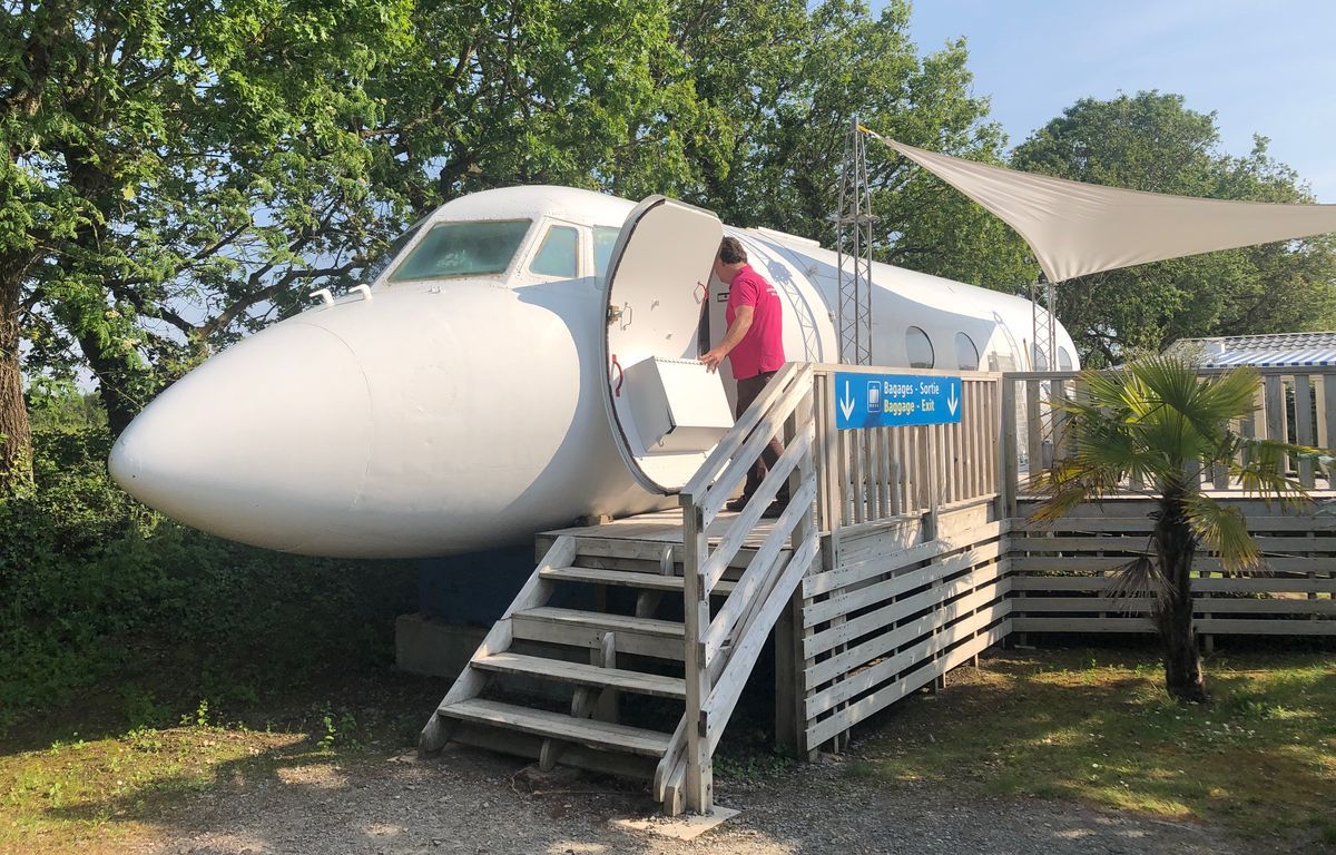 Loire-Atlantique : Avion, métro, hélico… Ce camping crée " l’effet waouh " avec ses logements insolites