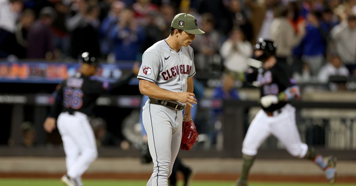 Guardians implode in spectacular fashion in 10-9 extra-inning loss to Mets