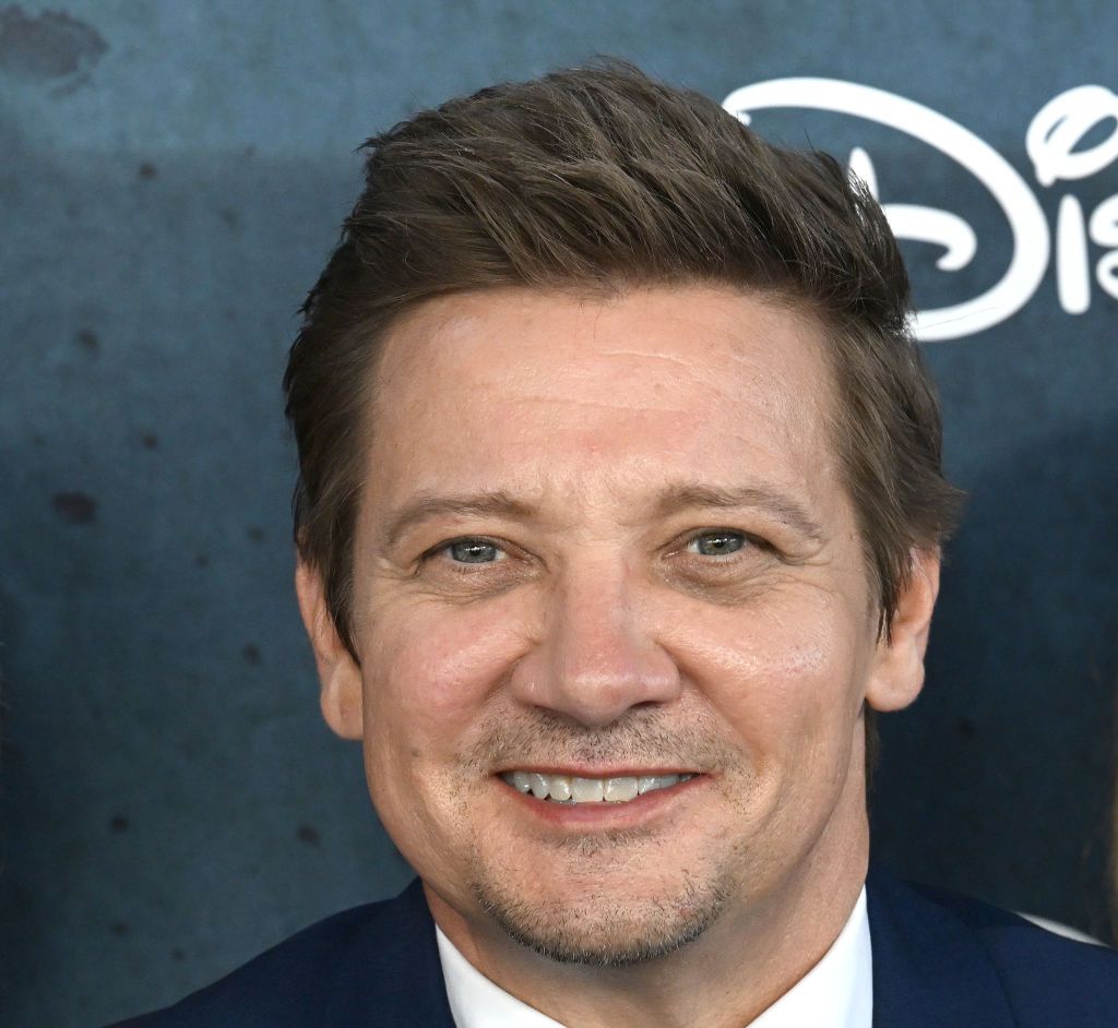 Jeremy Renner Jogs, Continuing His Steady Recovery From His Snow Plow Accident