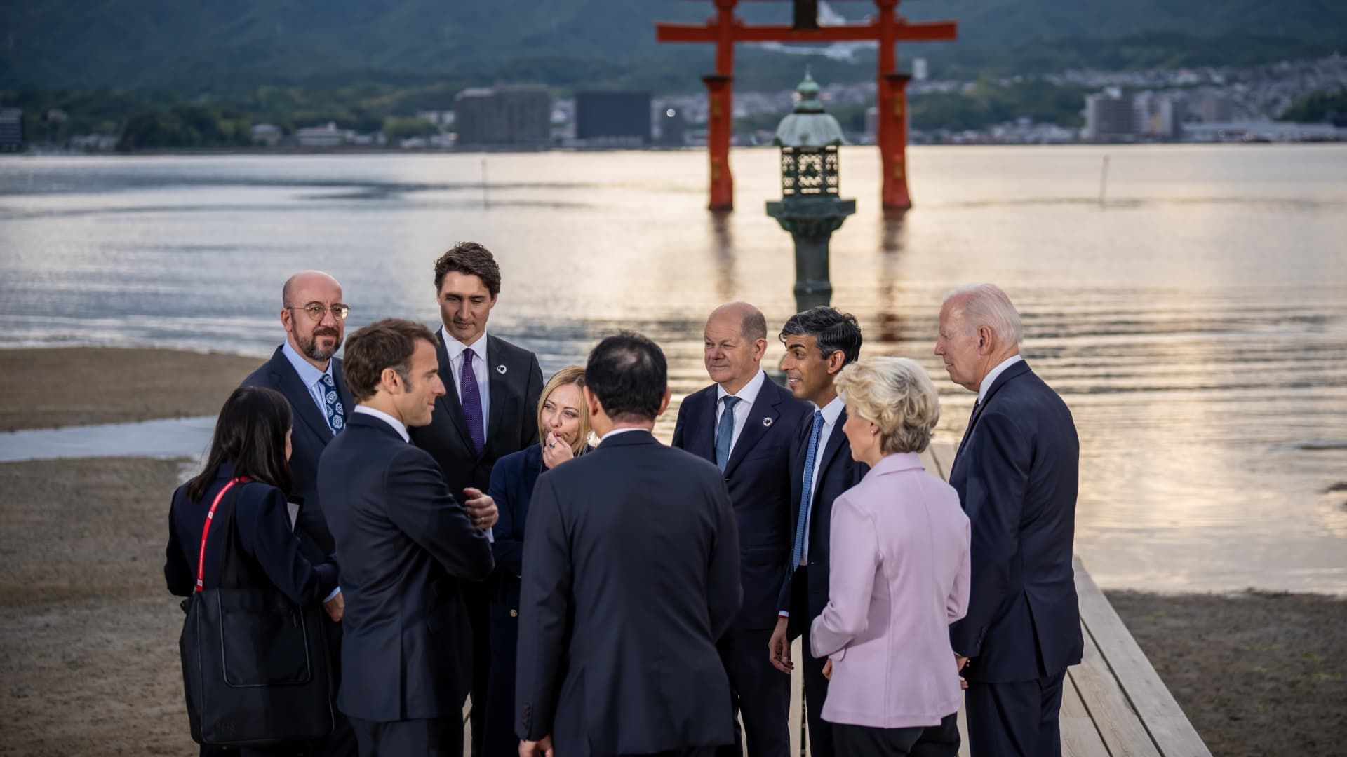 G7 'not decoupling' from China but 'de-risking' key