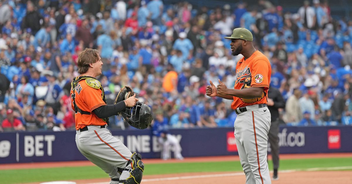 Bautista and O’Hearn provide late inning heroics in Orioles’ 6-5 win over Toronto