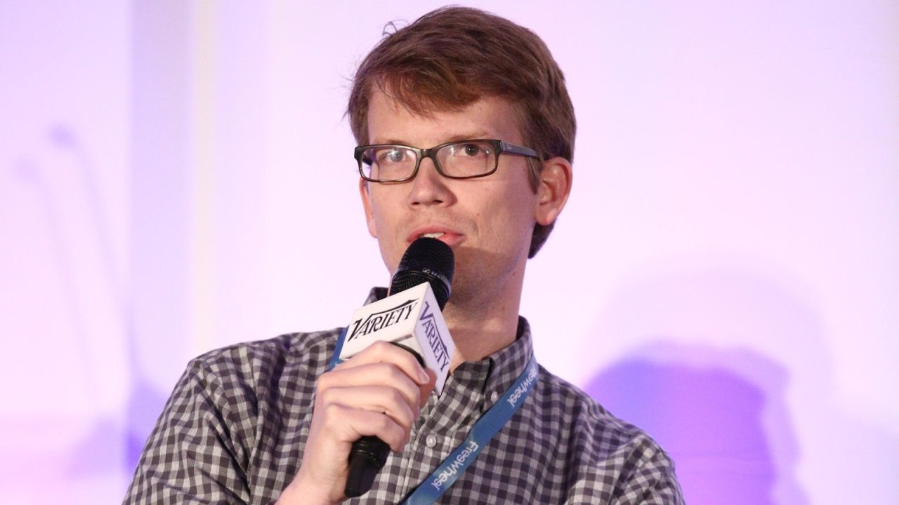 Hank Green, popular science commentator, announces cancer diagnosis