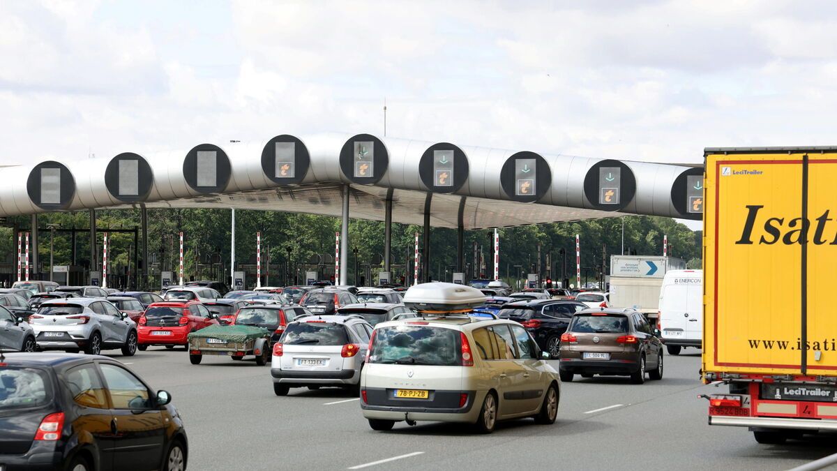 Autoroutes : " l’option " d’une nouvelle taxation " est à l’étude ", annonce Bruno Le Maire