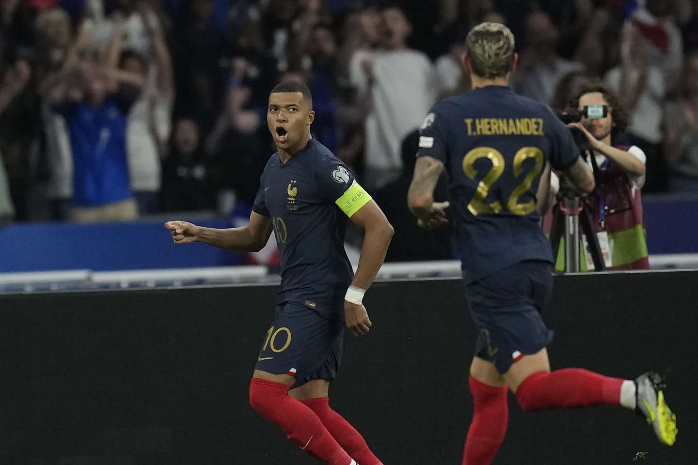 Football : vainqueurs de la Grèce, les Bleus mettent un point final à une saison à rallonge