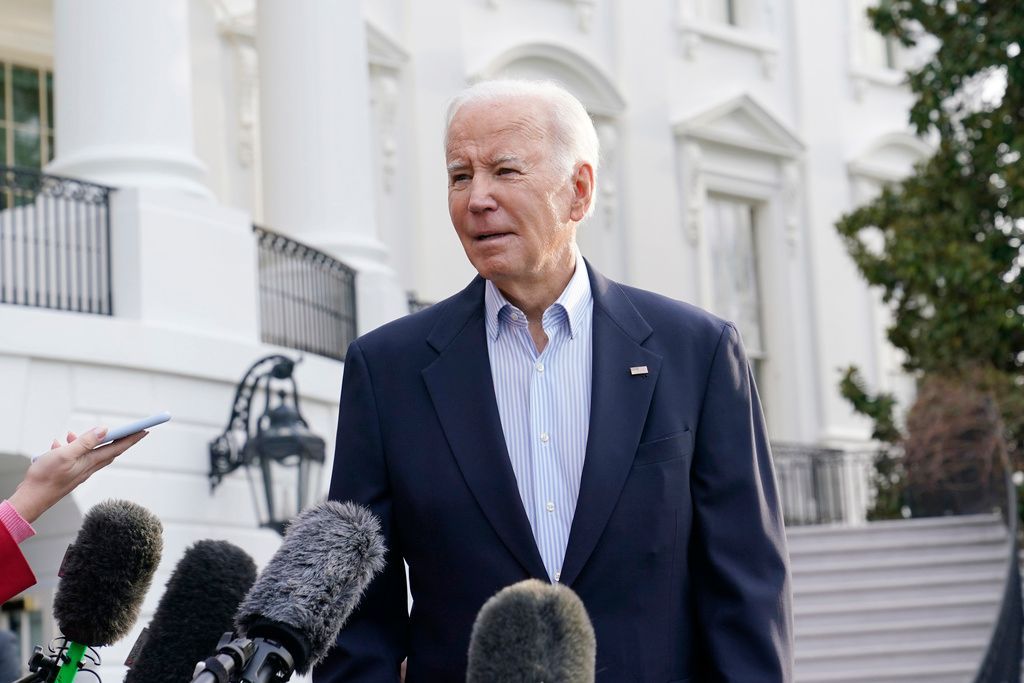 La Possibilité Que La Russie Fasse Usage D'armes Nucléaires Est Réelle, Selon Biden