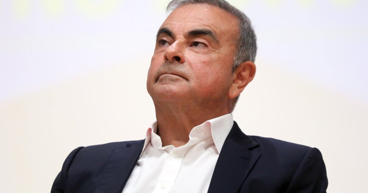 Carlos Ghosn seeks $1 billion in damages from Nissan