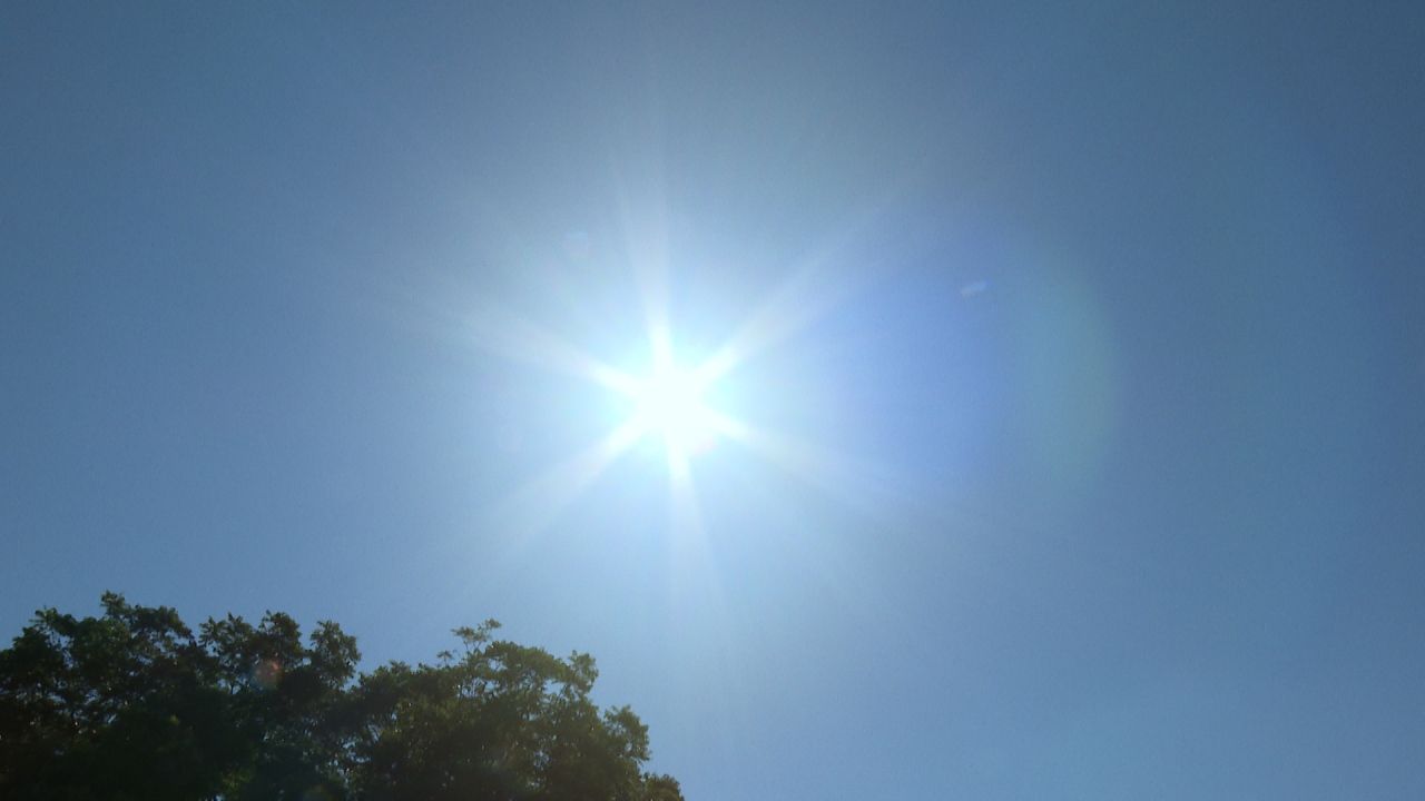 Texans asked to conserve energy Tuesday with extreme heat likely